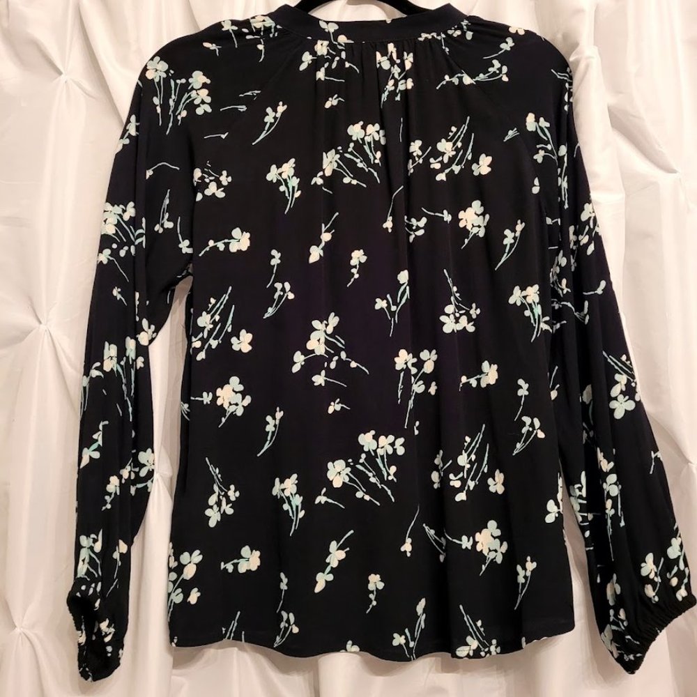 J CREW LONG SLEEVE DRAPEY POPOVER SHIRT IN FLORAL PRINT